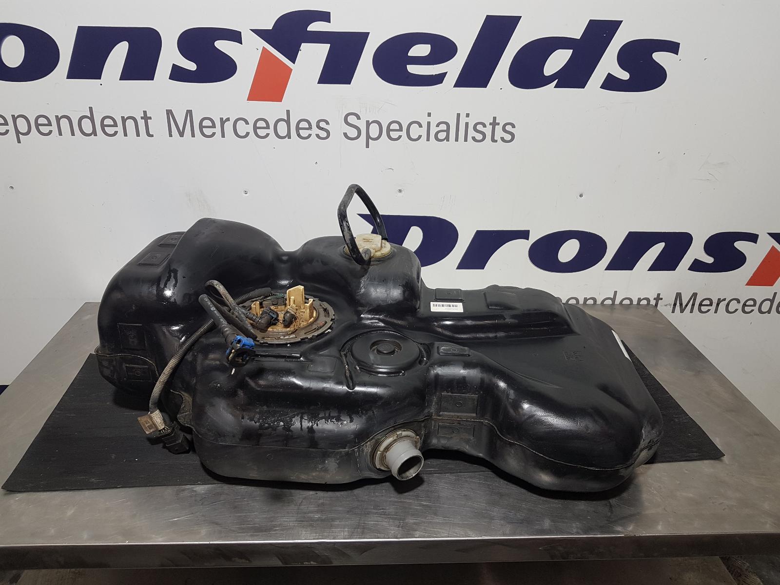 View Auto part Fuel Tank Mercedes Sprinter 2023