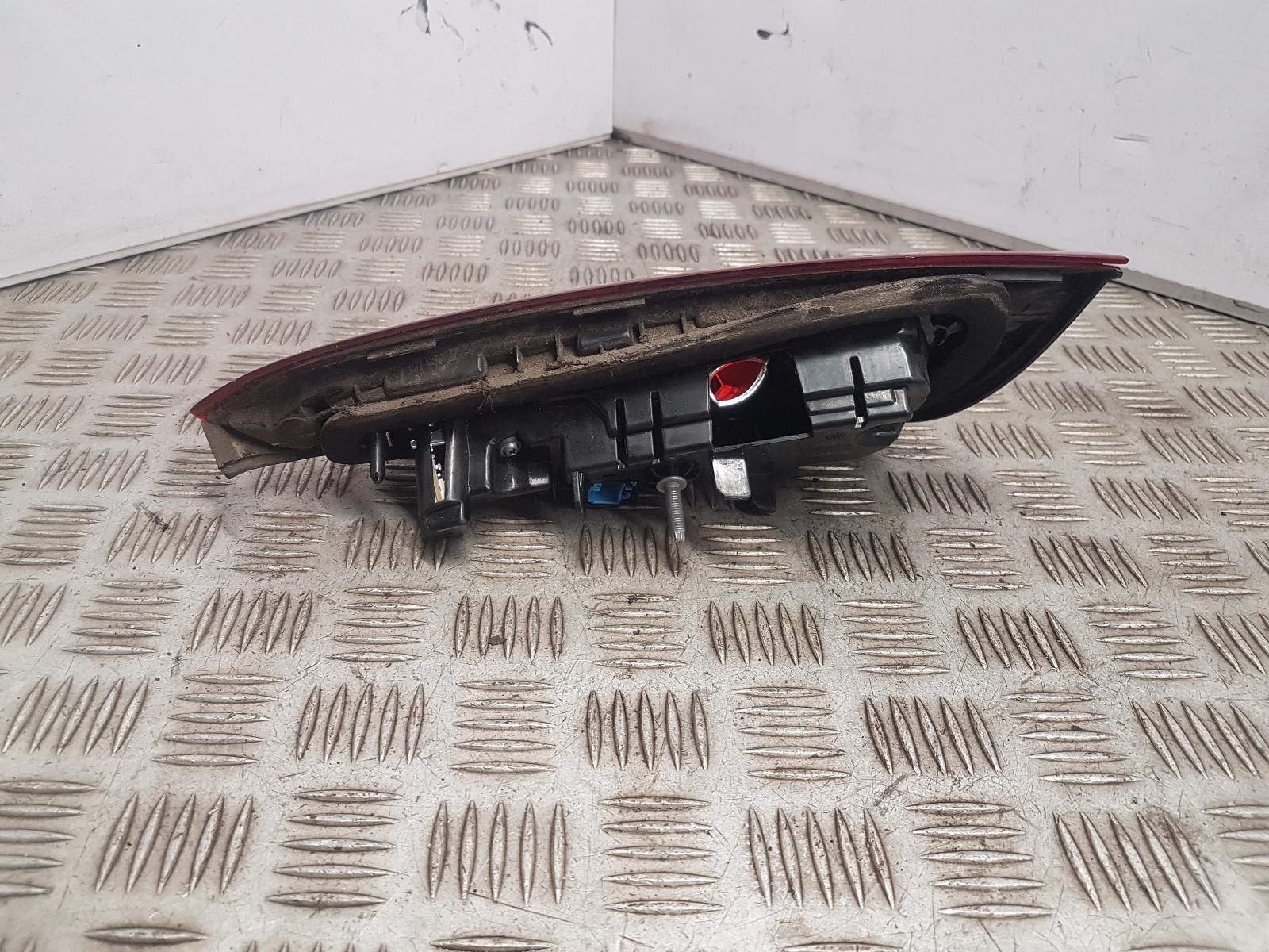 View Auto part R Taillight Mercedes A Class 2020