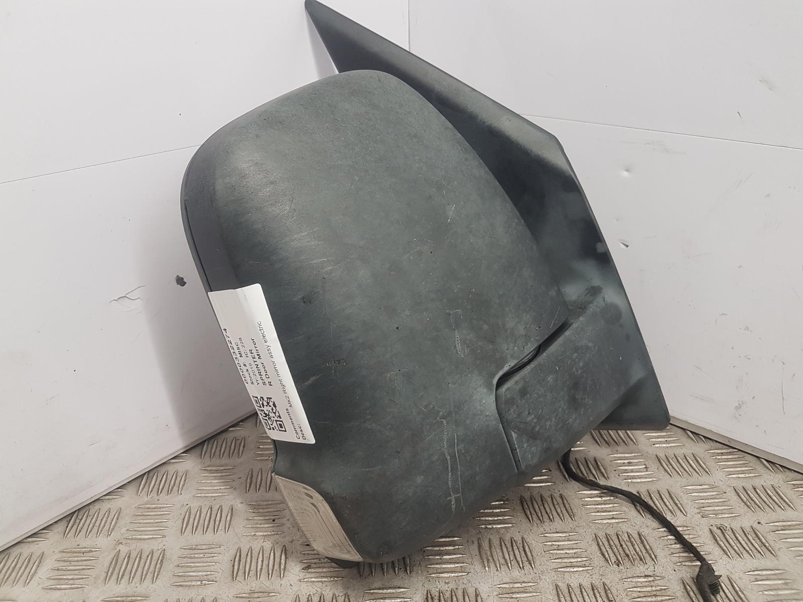 2019 Mercedes Sprinter R Door Mirror View Auto part R Door Mirror Mercedes Sprinter 2019