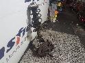 View Auto part RF Hub/Stub Axle Assembly Mercedes Sprinter 2021