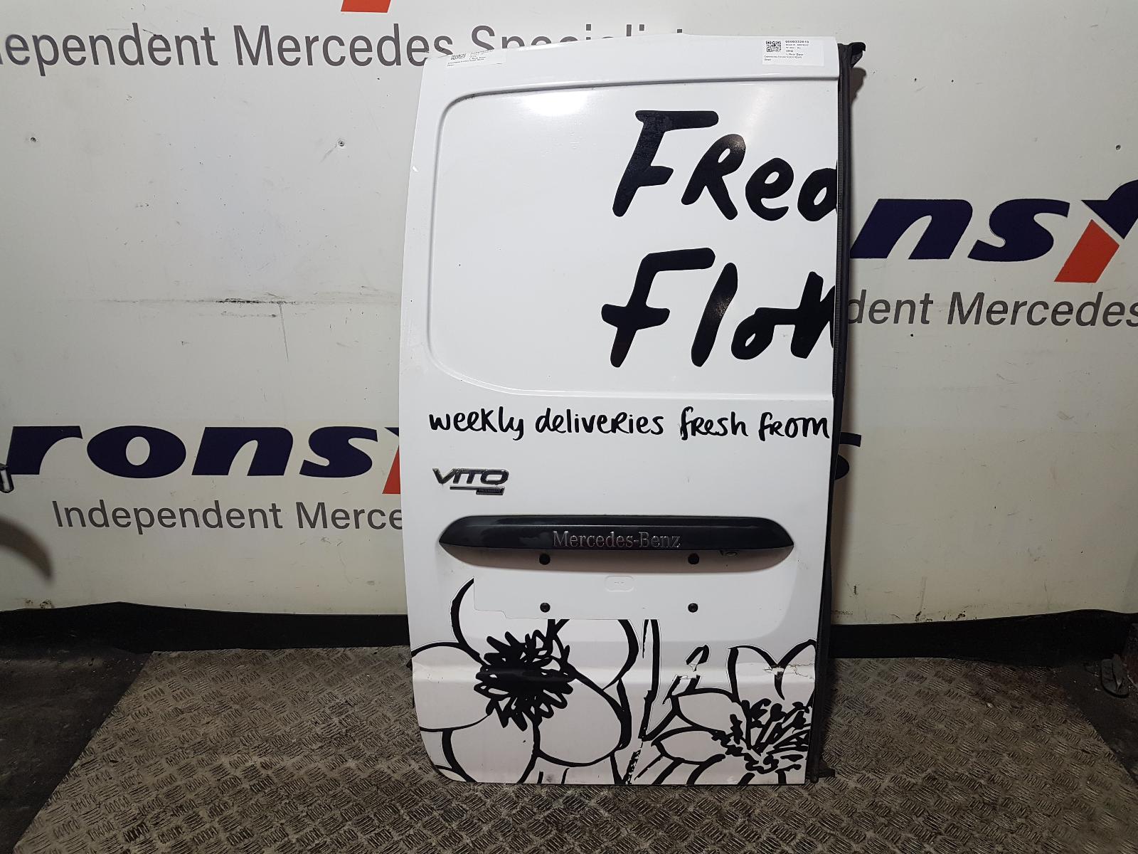 View Auto part L Rear Door Mercedes Vito 2021