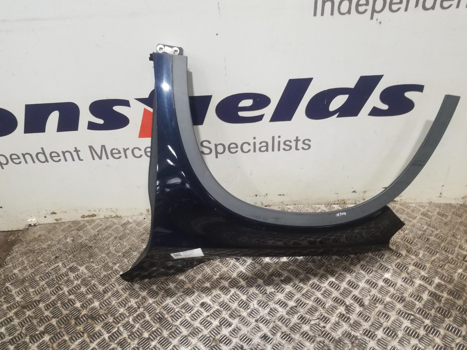View Auto part L Wing Mercedes Gla Class 2018