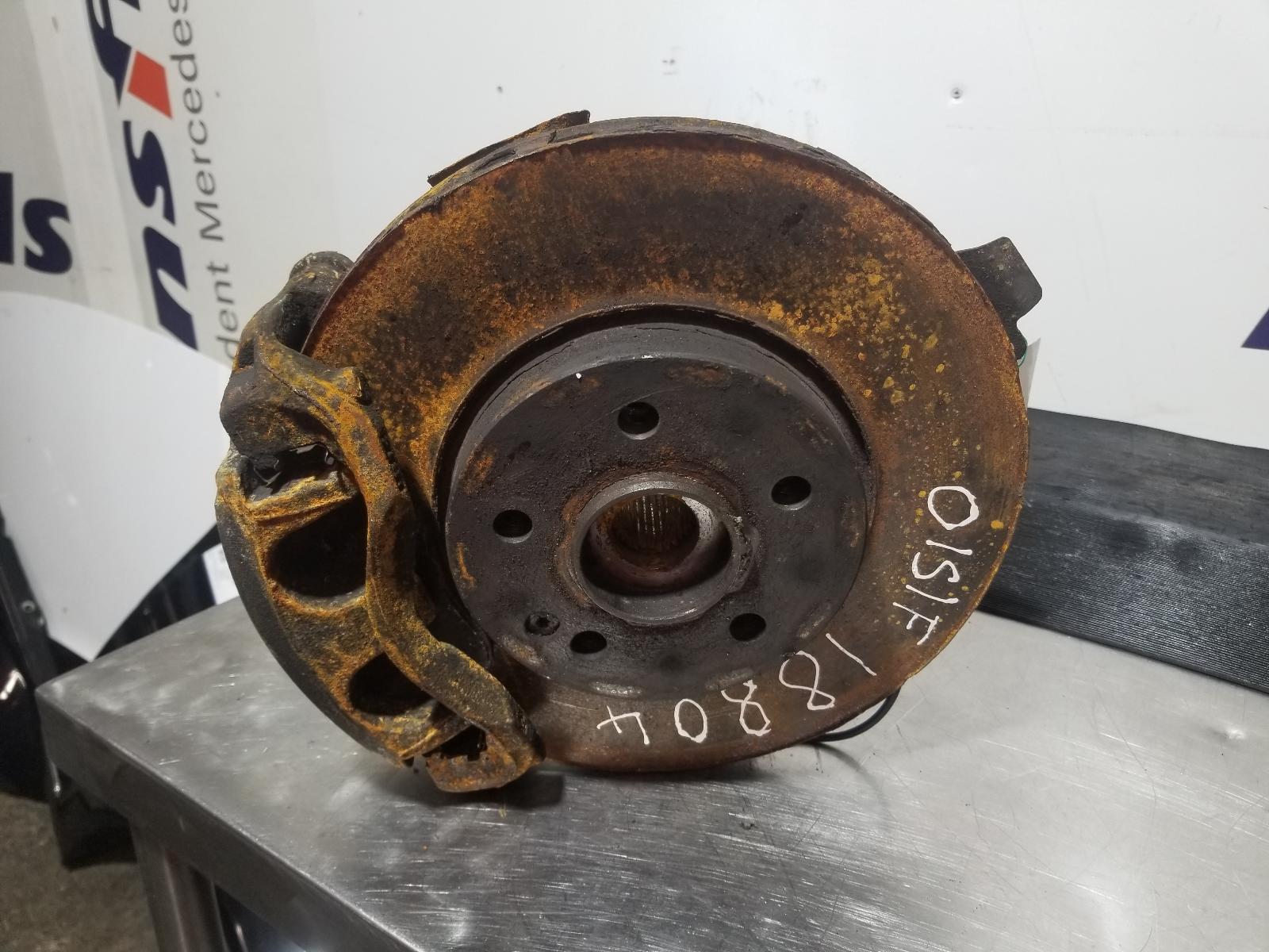 View Auto part LF Hub/Stub Axle Assembly Mercedes Vito 2021