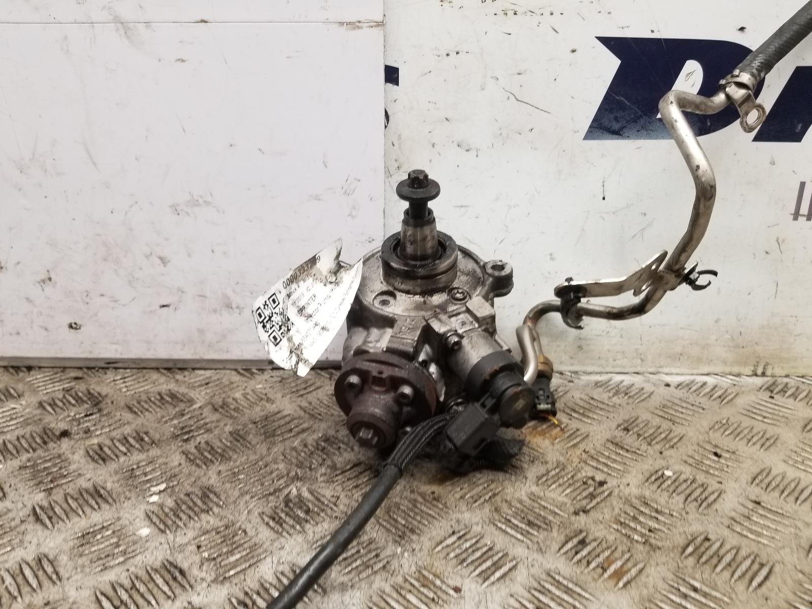 View Auto part Injector Pump Mercedes Sprinter 2019