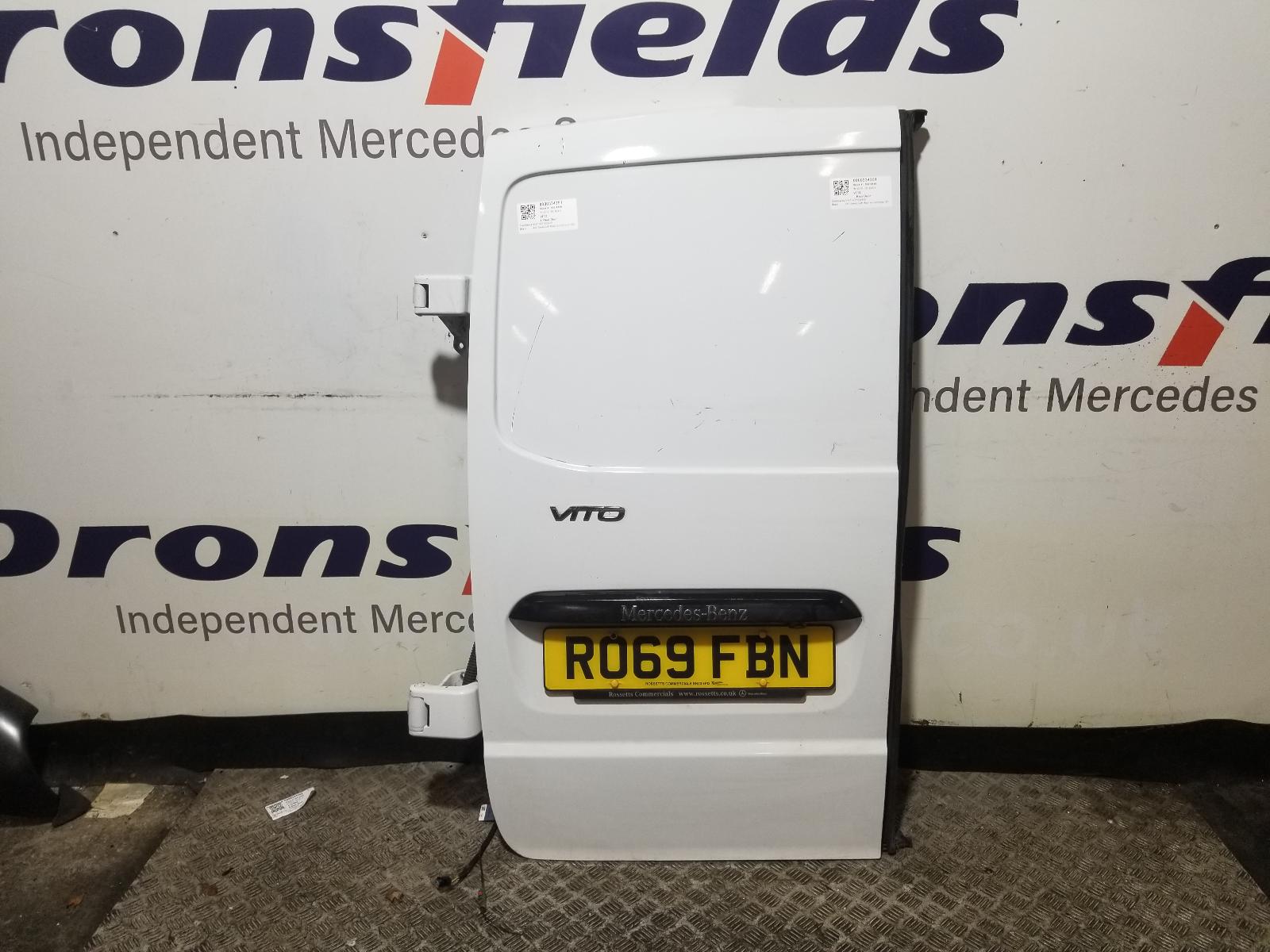 View Auto part L Rear Door Mercedes Vito 2019