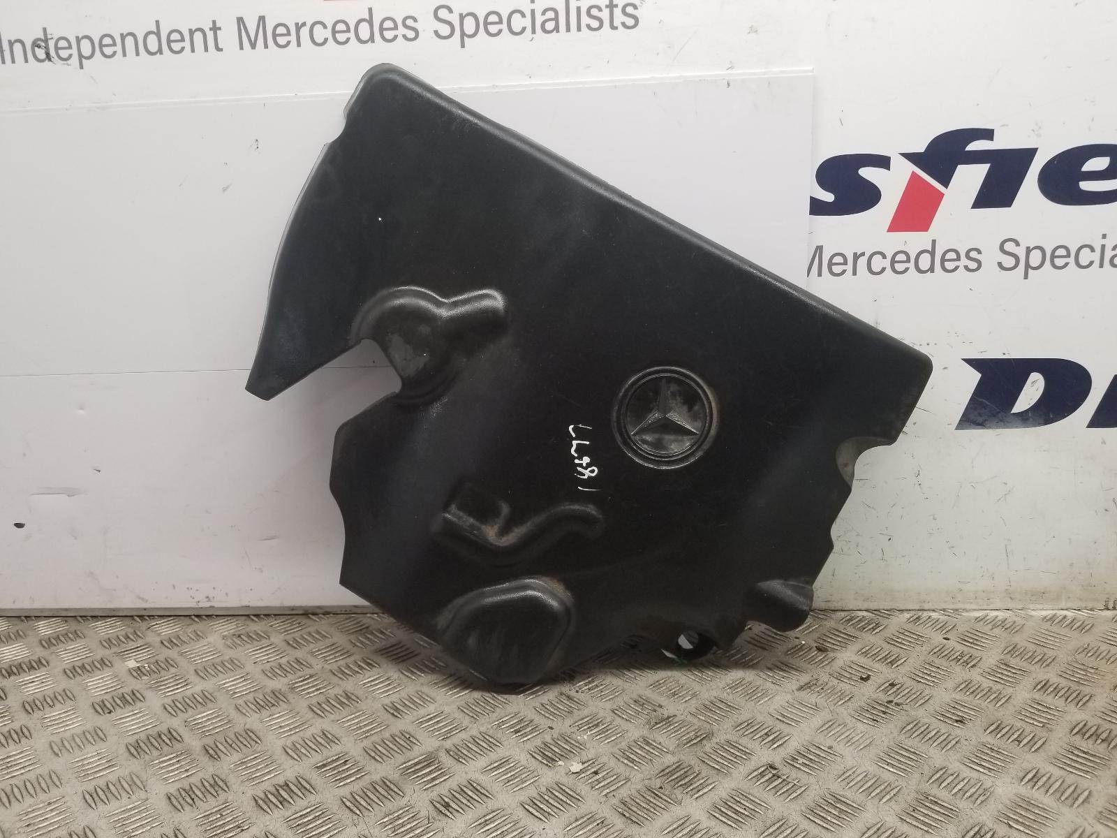 View Auto part Engine Cover Mercedes Sprinter 2016