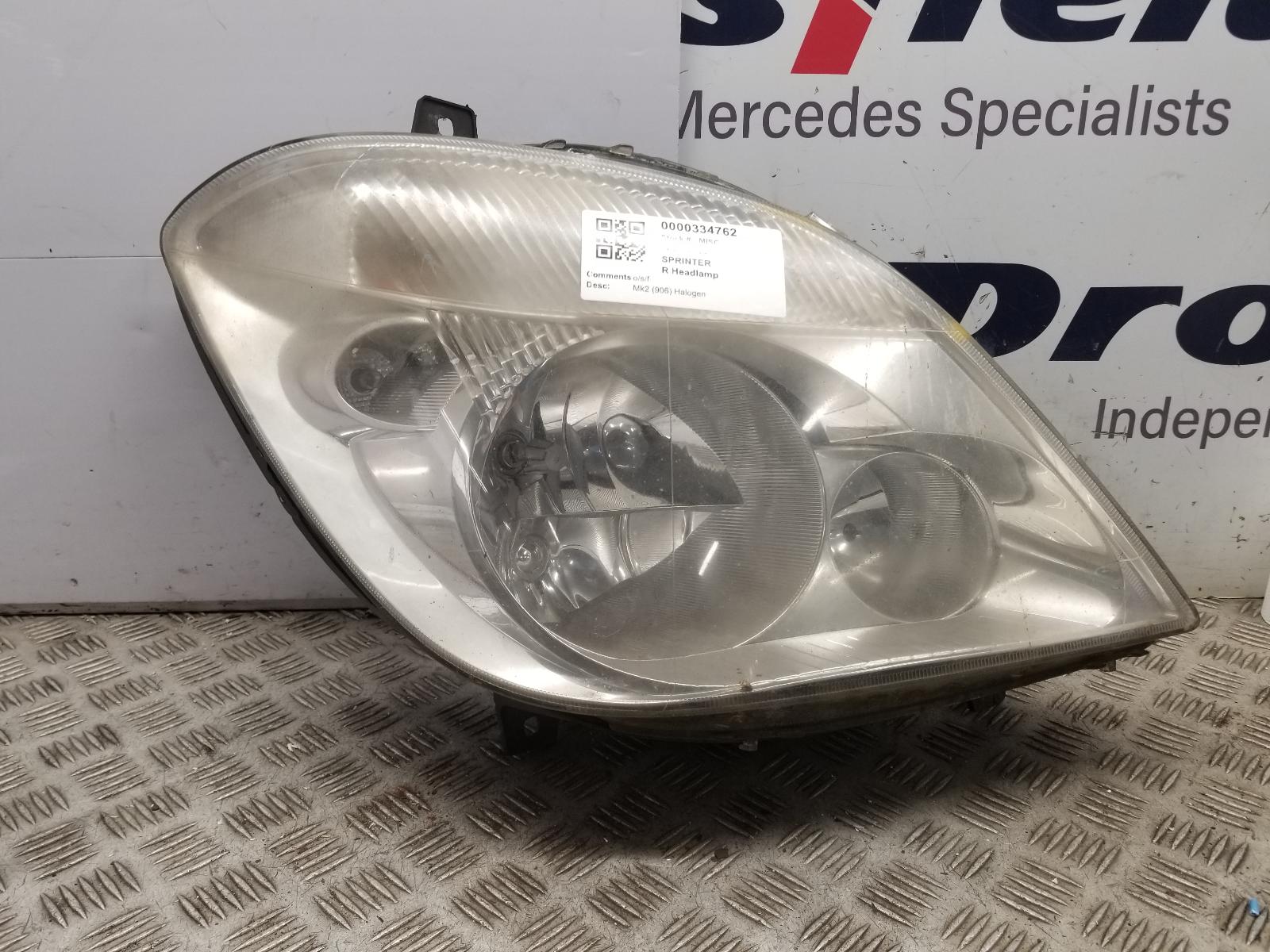 View Auto part R Headlamp Mercedes Sprinter 2012