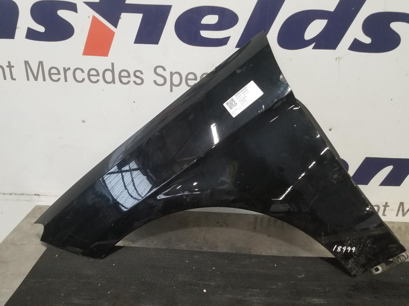 View Auto part L Wing Mercedes M Class 2014