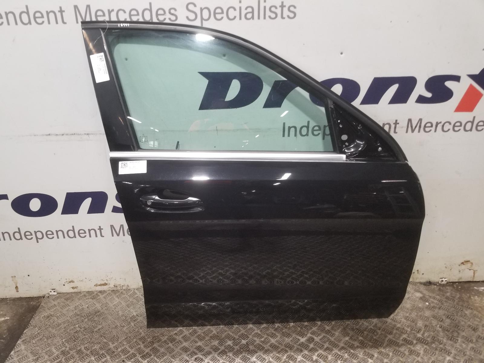 View Auto part R Front Door Mercedes M Class 2014