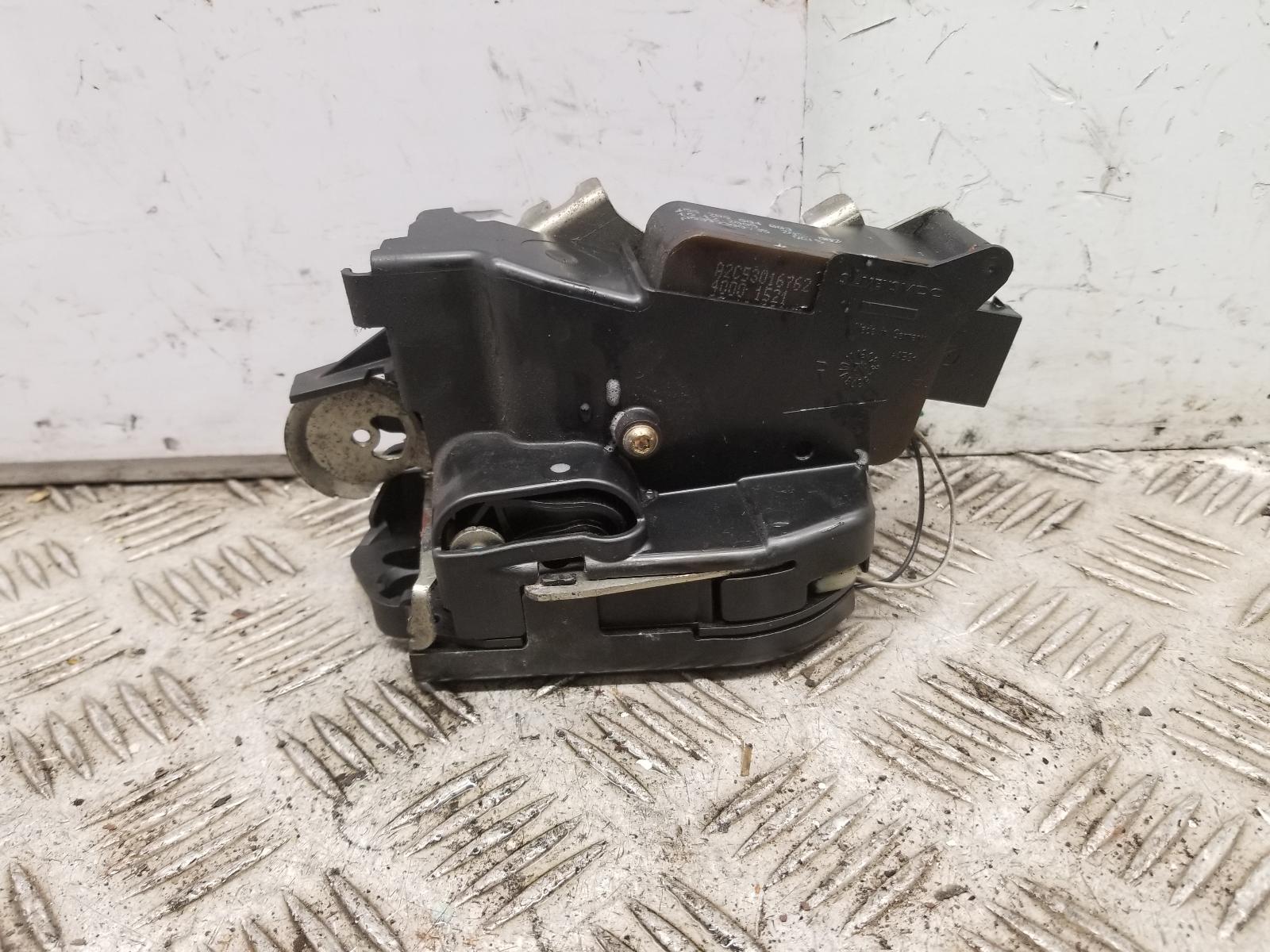 View Auto part Door Lock Assembly Mercedes Vito 2006