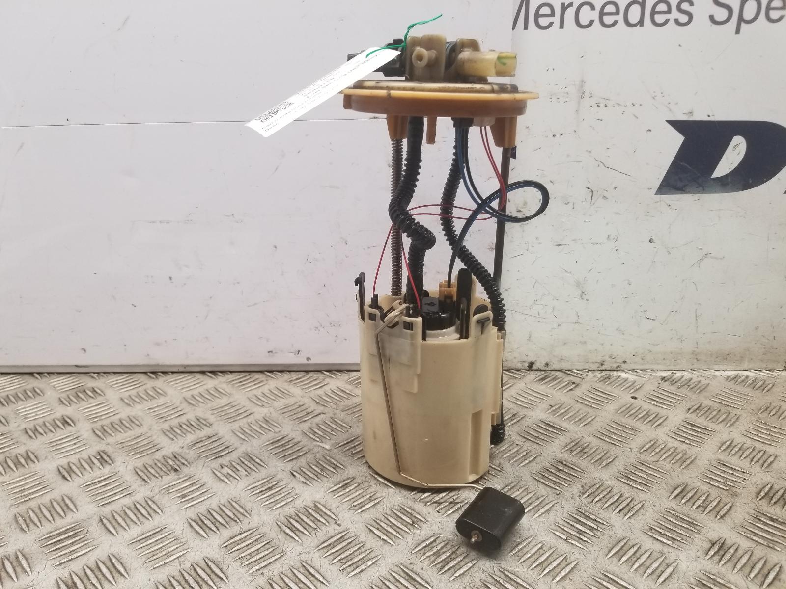 View Auto part Fuel Sending Unit Mercedes Sprinter 2018