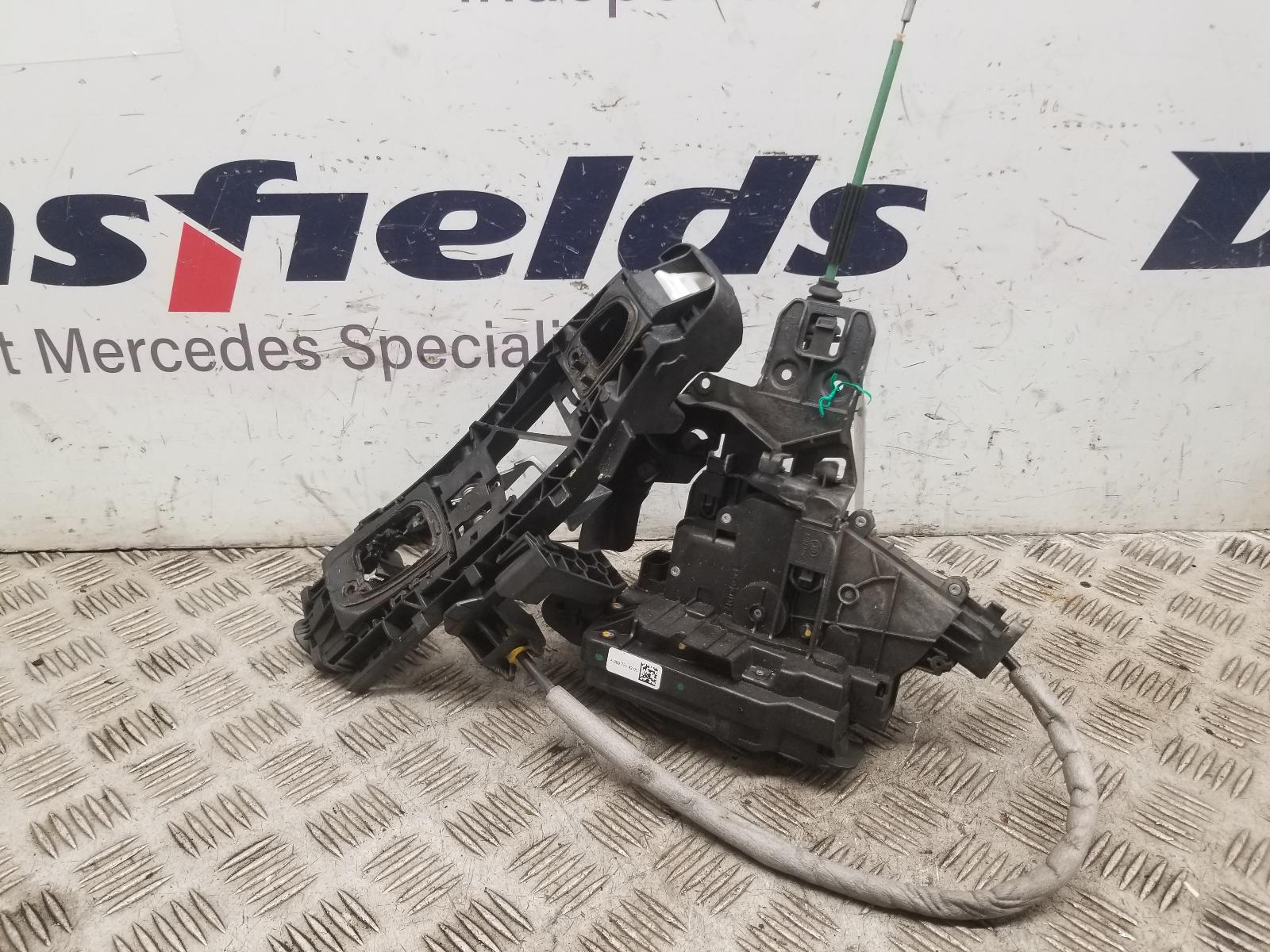 View Auto part Door Lock Assembly Mercedes C Class 2014