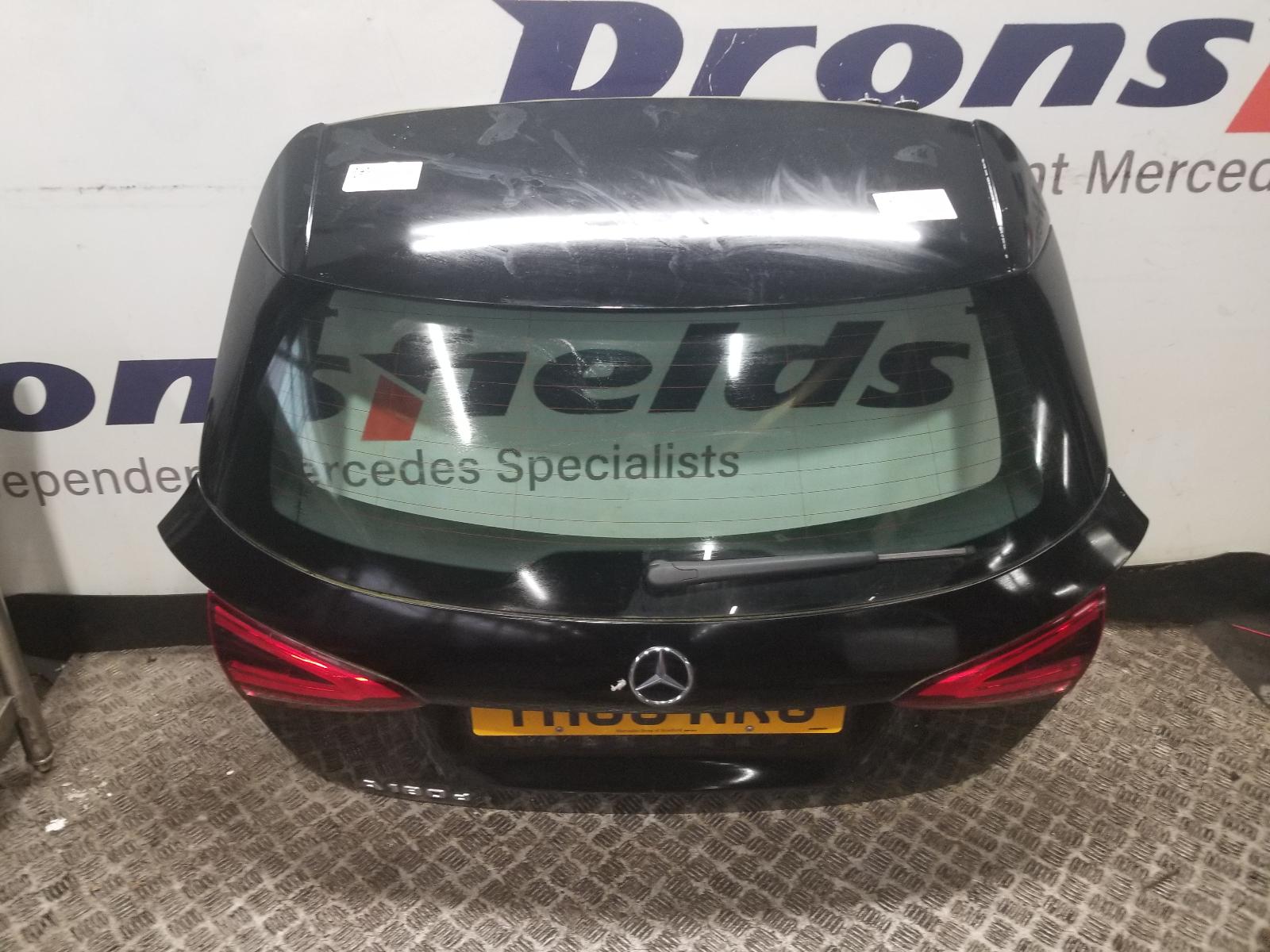 View Auto part Bootlid/Tailgate Mercedes A Class 2018