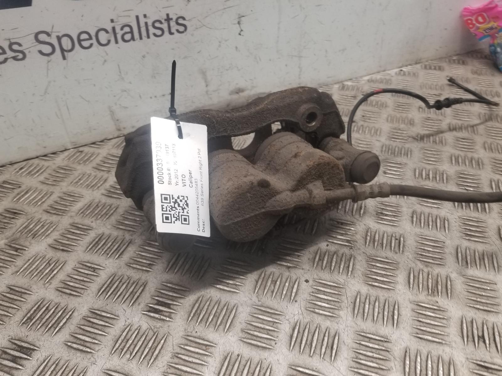 View Auto part Caliper Mercedes Vito 2012