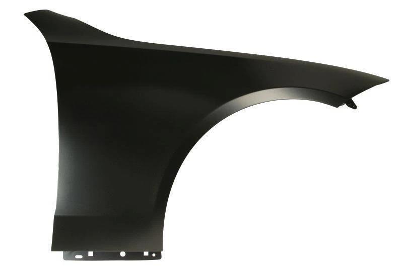 View Auto part R Wing Mercedes C Class 2024