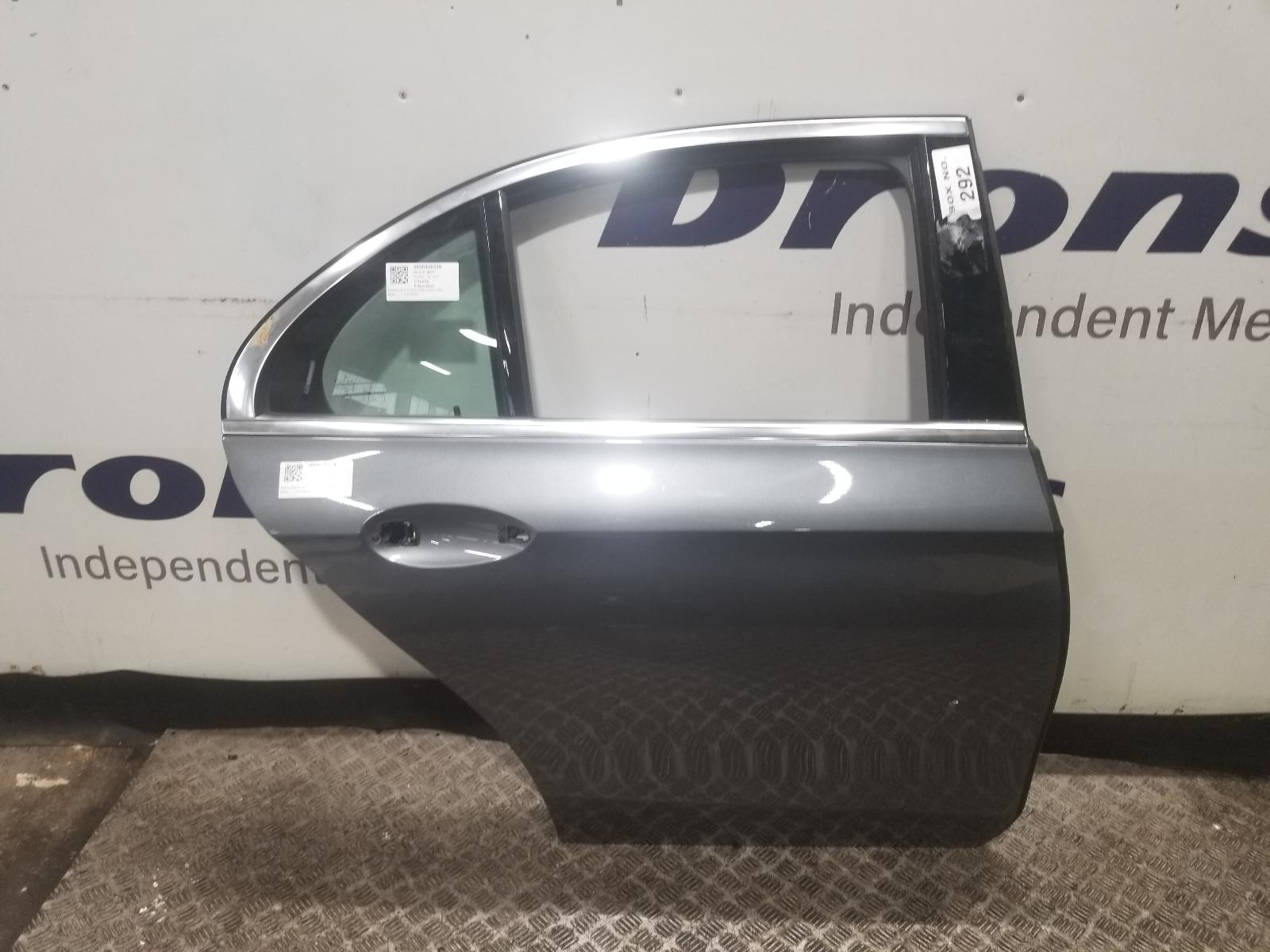 View Auto part R Rear Door Mercedes E Class 2020