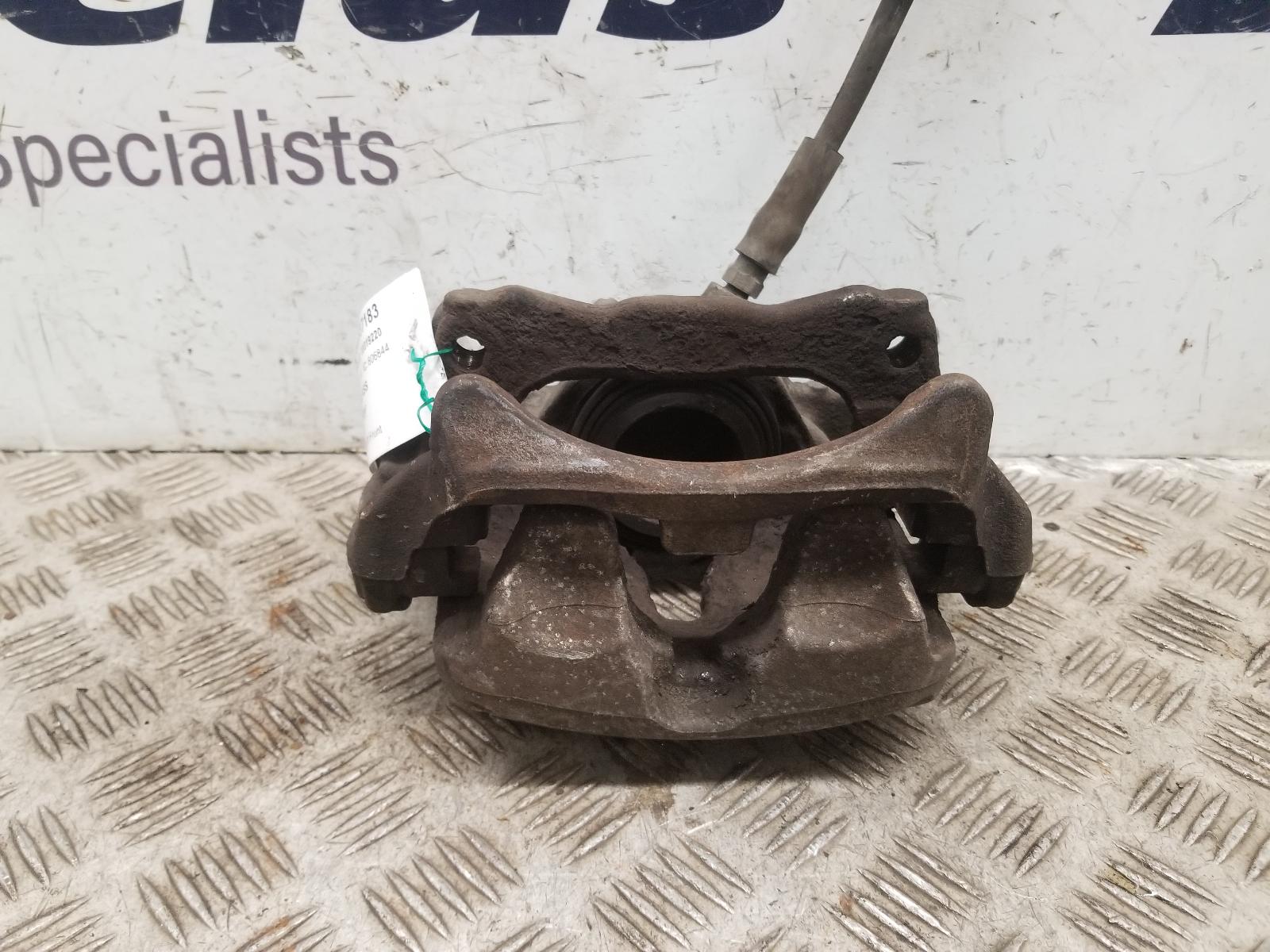 View Auto part Caliper Mercedes C Class 2014