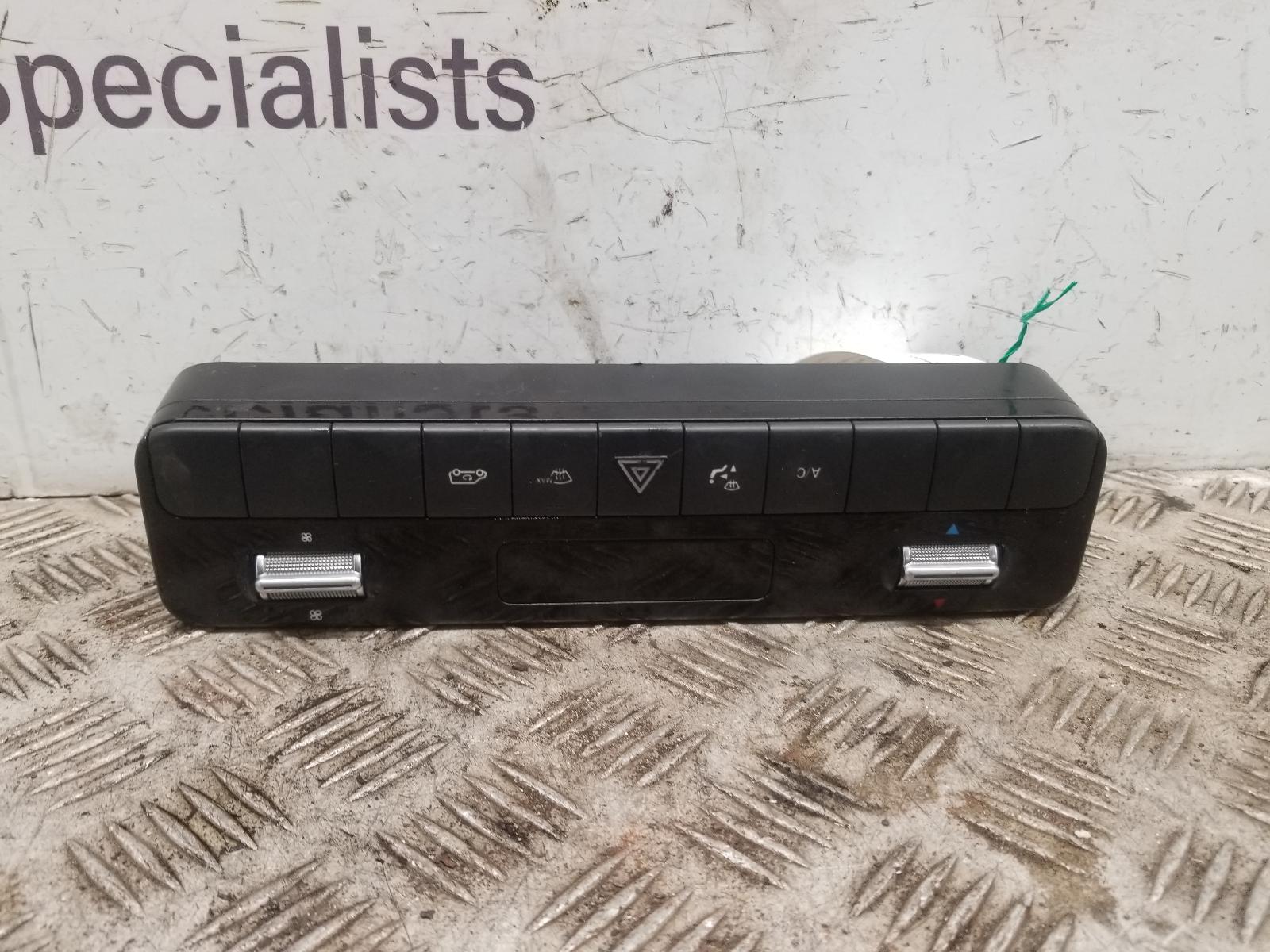 View Auto part Heater/AC Controller Mercedes Sprinter 2019