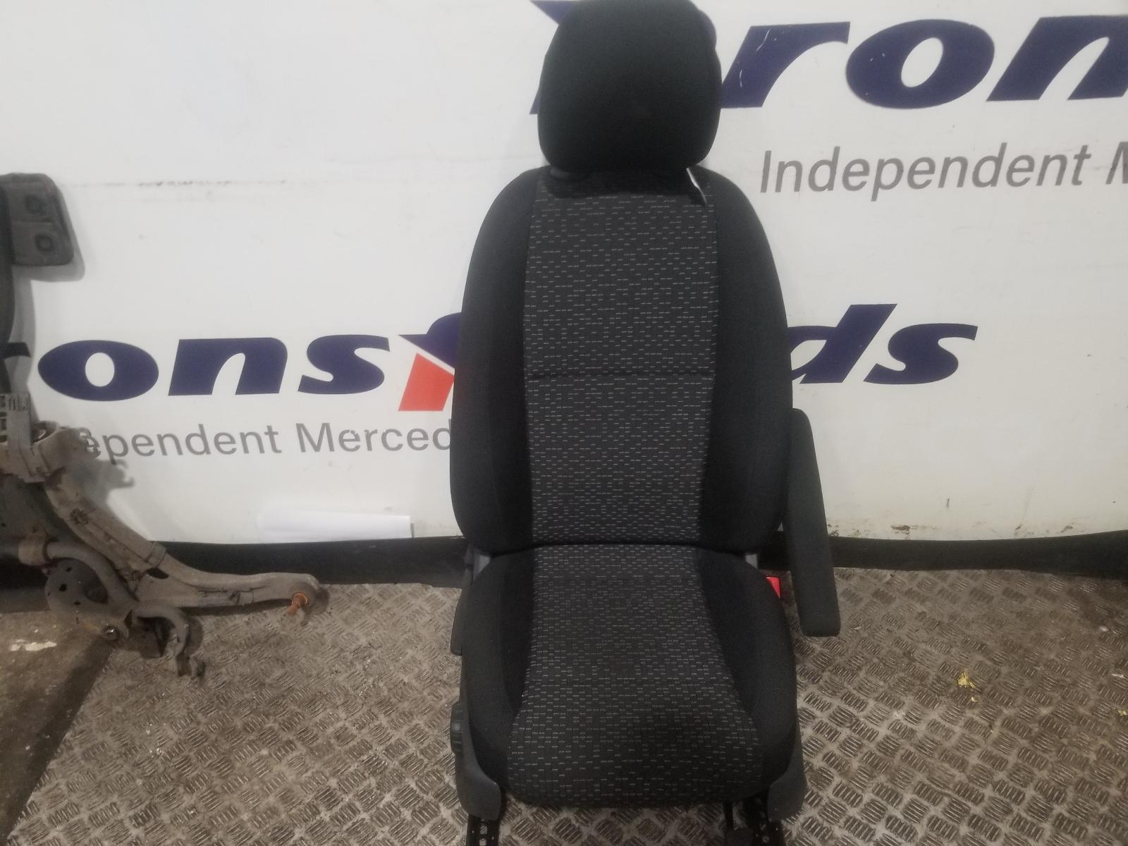 View Auto part Front Seat Mercedes Vito 2021