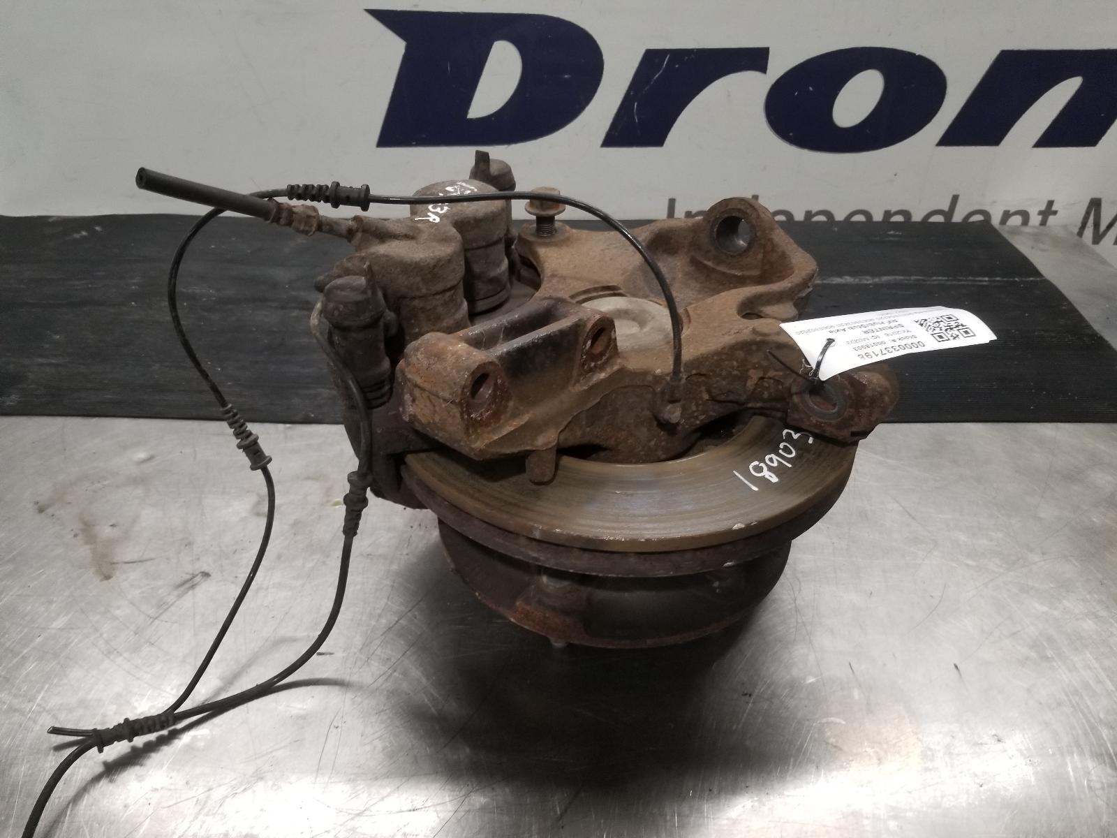 View Auto part RF Hub/Stub Axle Assembly Mercedes Sprinter 2016