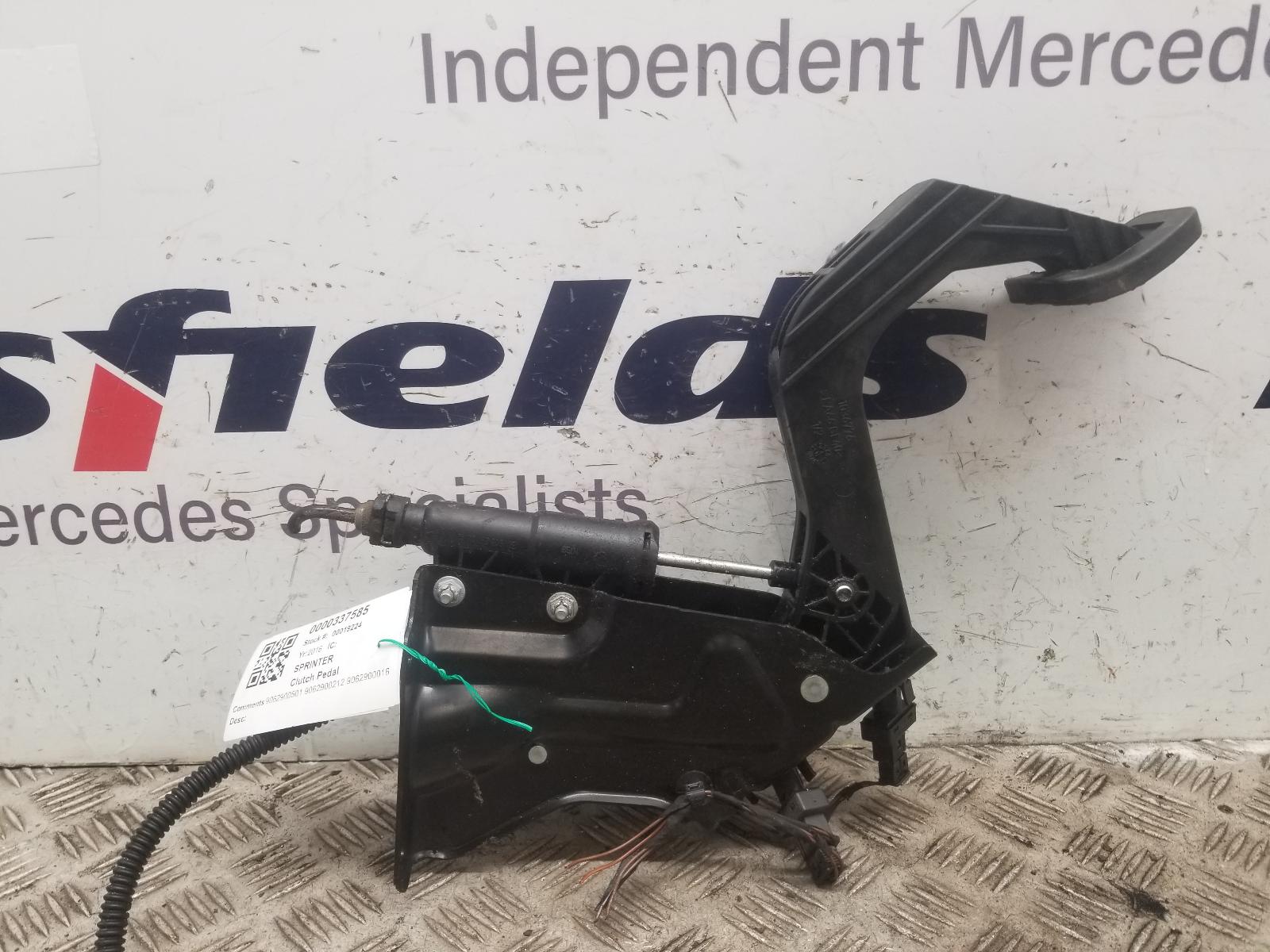 View Auto part Clutch Pedal Mercedes Sprinter 2016