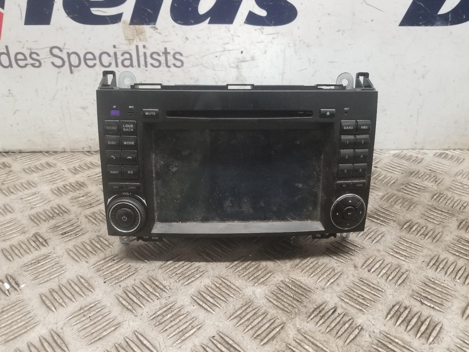 View Auto part A/V Equipment Mercedes Vito 2014