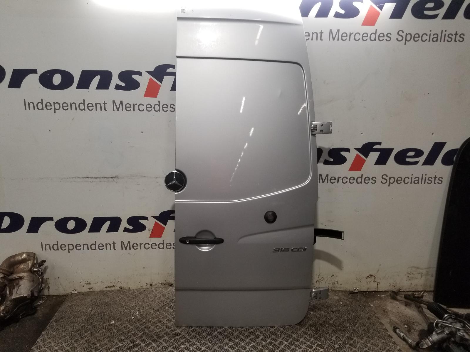 View Auto part R Rear Door Mercedes Sprinter 2018