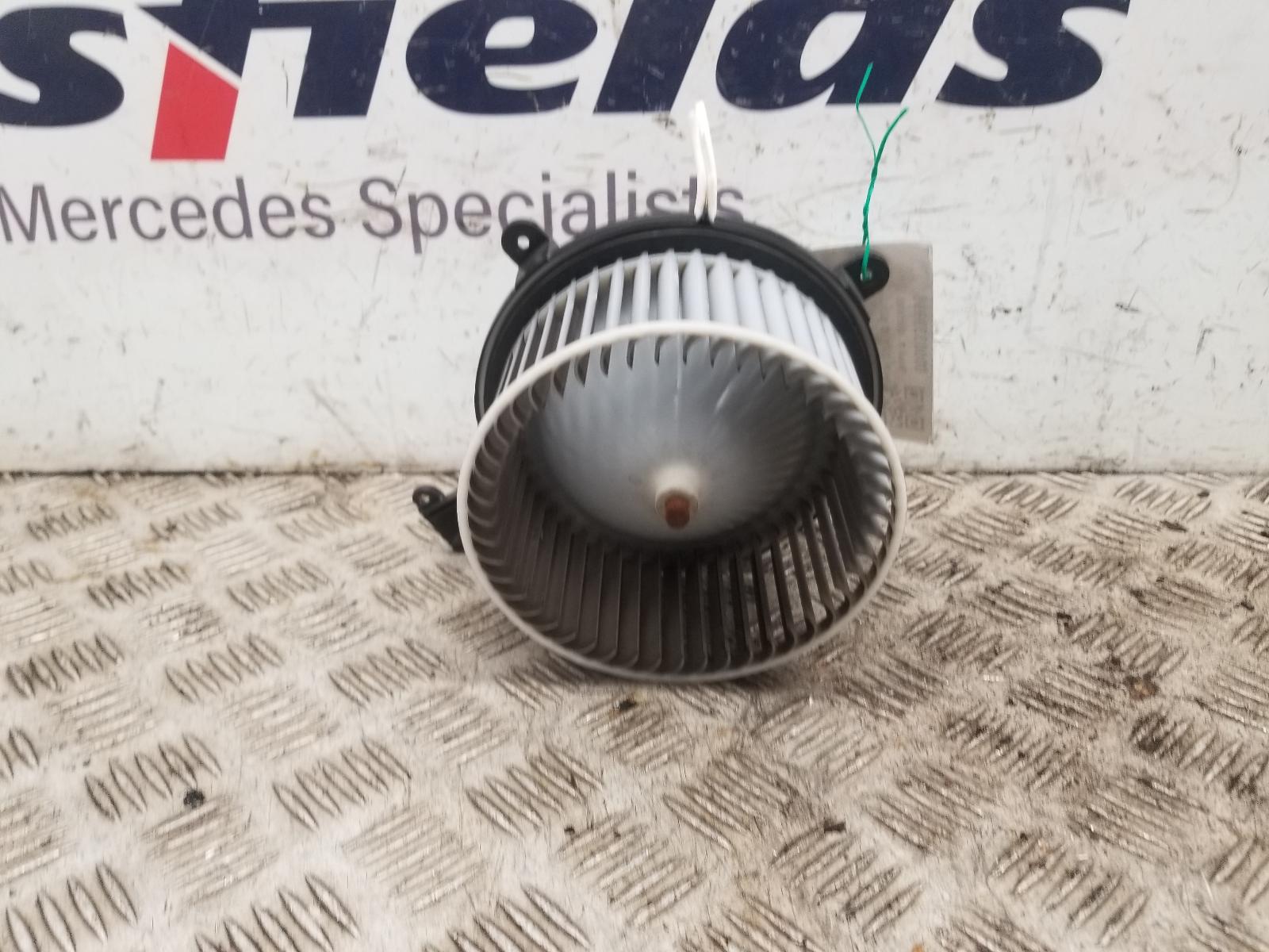 View Auto part Heater Motor/Assembly Mercedes Vito 2021