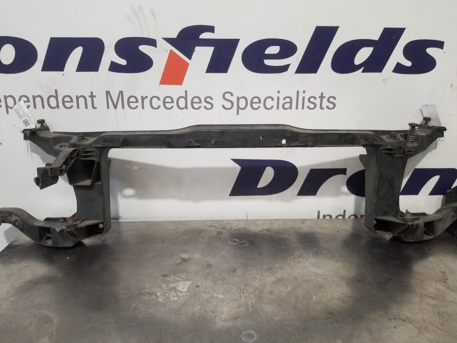 View Auto part Front Panel Mercedes Vito 2021