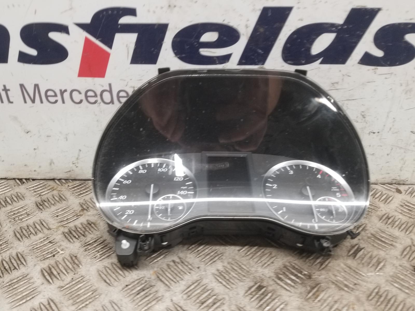 View Auto part Speedometer Mercedes Vito 2018