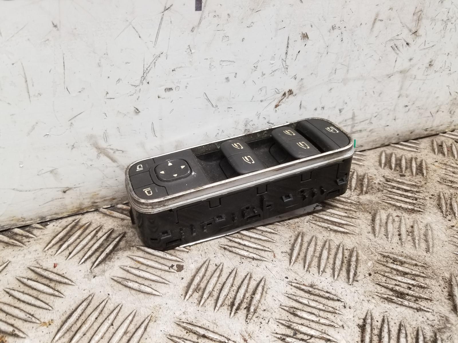 2019 Mercedes A Class Elect. Window Switch View Auto part Elect. Window Switch Mercedes A Class 2019