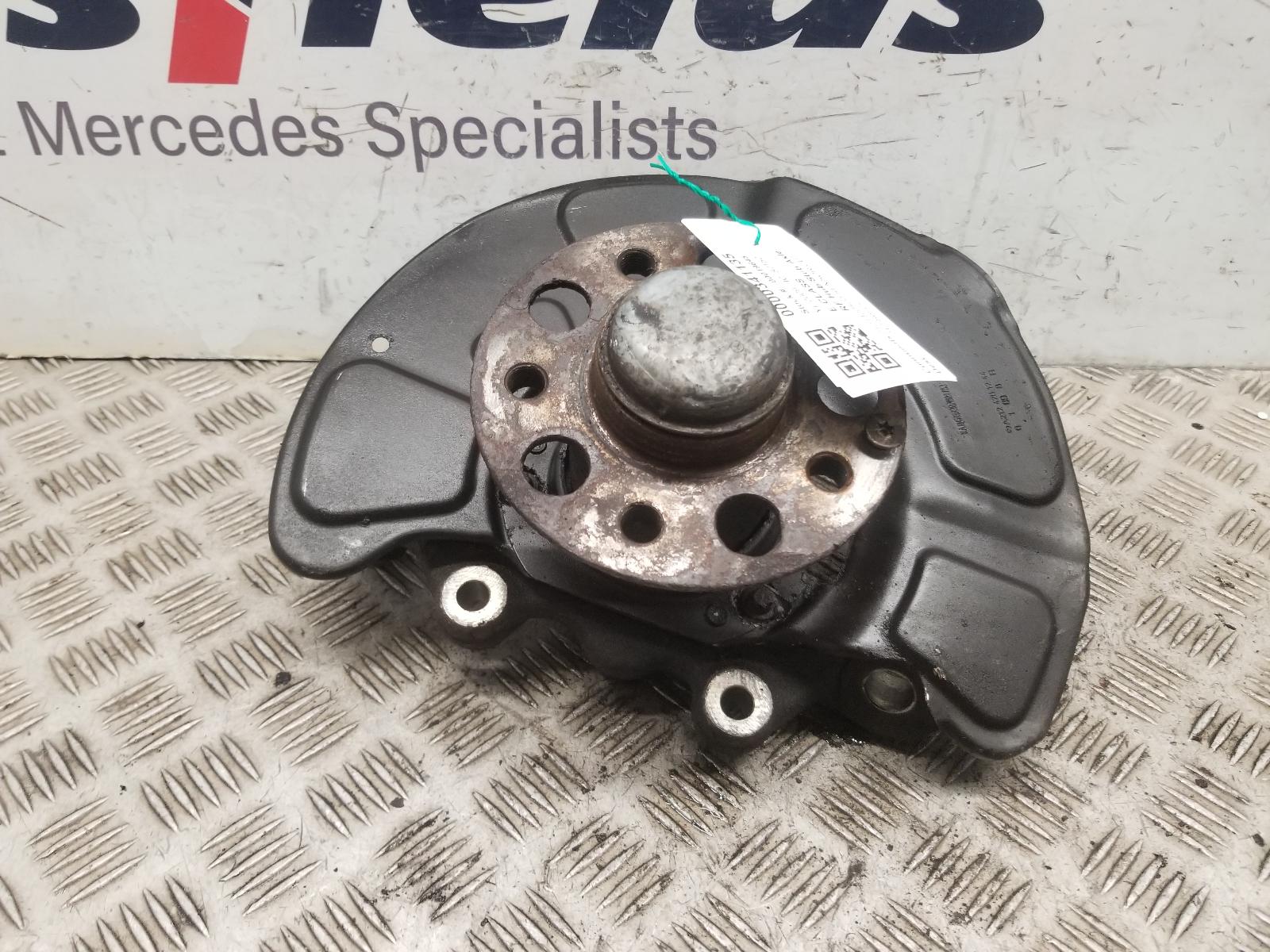 View Auto part RF Hub/Stub Axle Assembly Mercedes E Class 2009