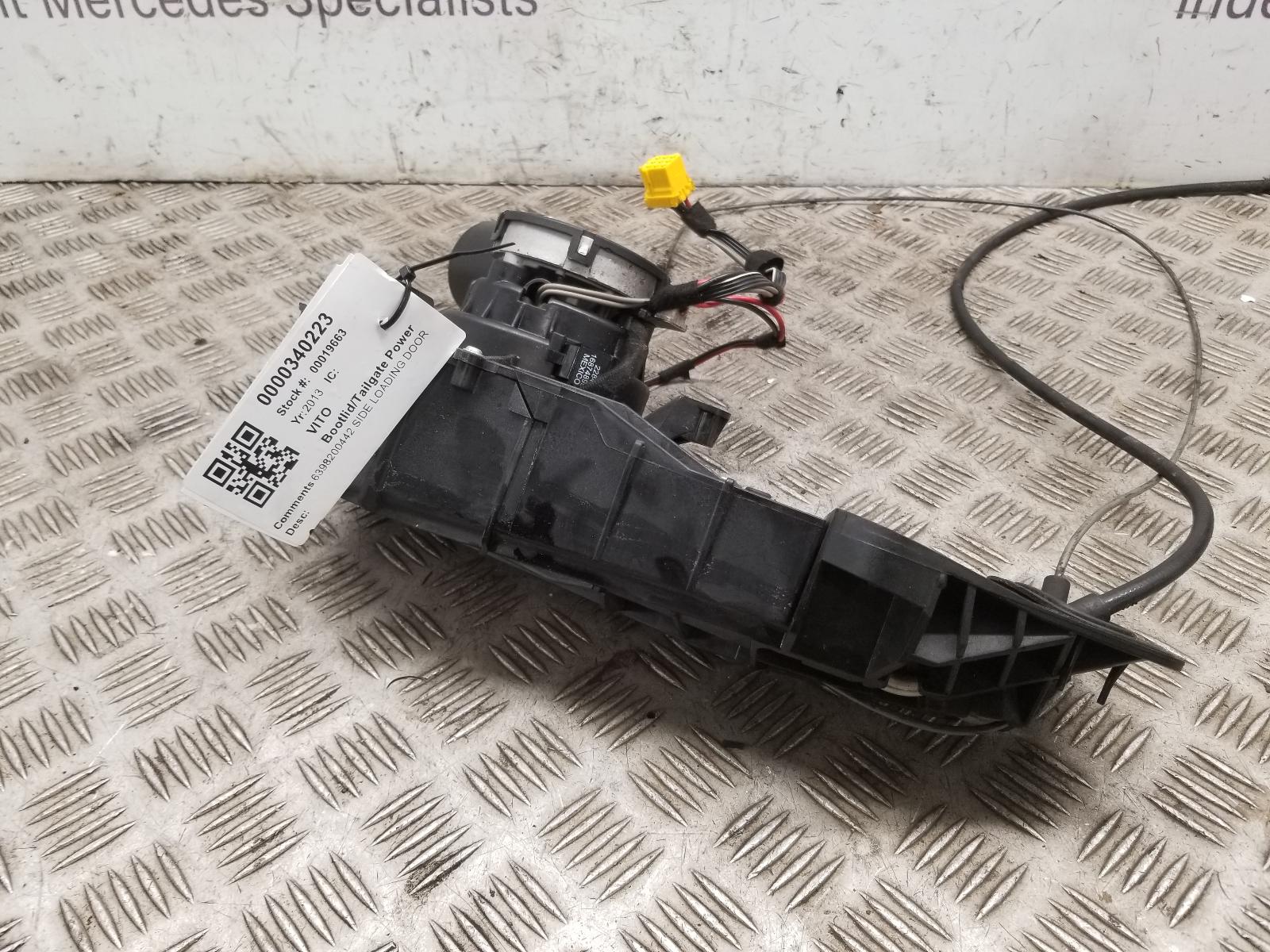 View Auto part Bootlid/Tailgate Power Lift Motor Mercedes Vito 2013