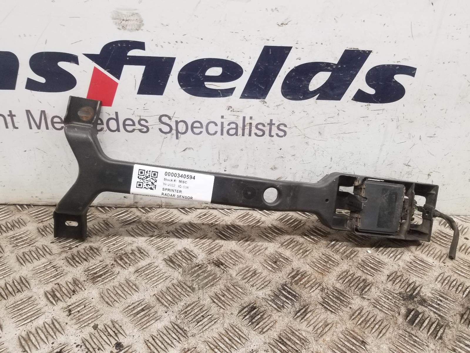 View Auto part Radar Sensor Mercedes Sprinter 2022
