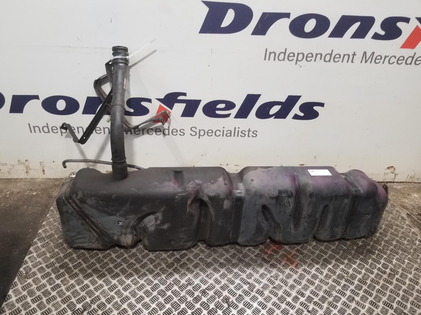 View Auto part Fuel Tank Mercedes Sprinter 2015