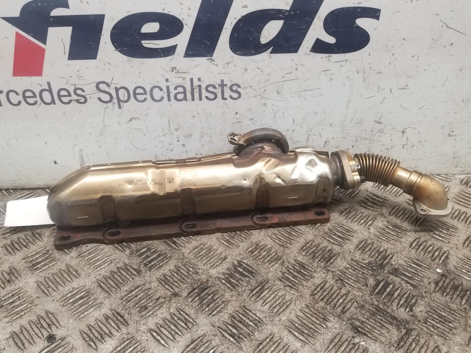 View Auto part Exhaust Manifold Mercedes Sprinter 2023