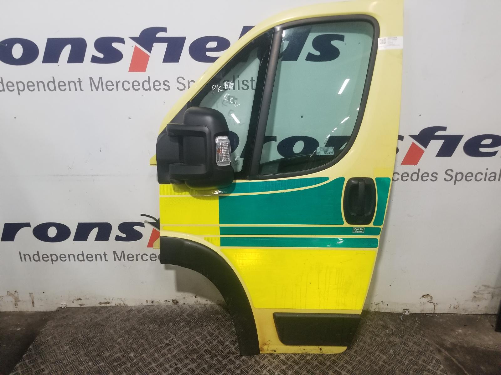 View Auto part L Front Door Fiat Ducato 2017