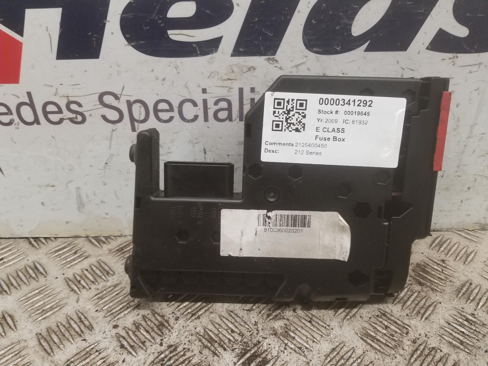 View Auto part Fuse Box Mercedes E Class 2009