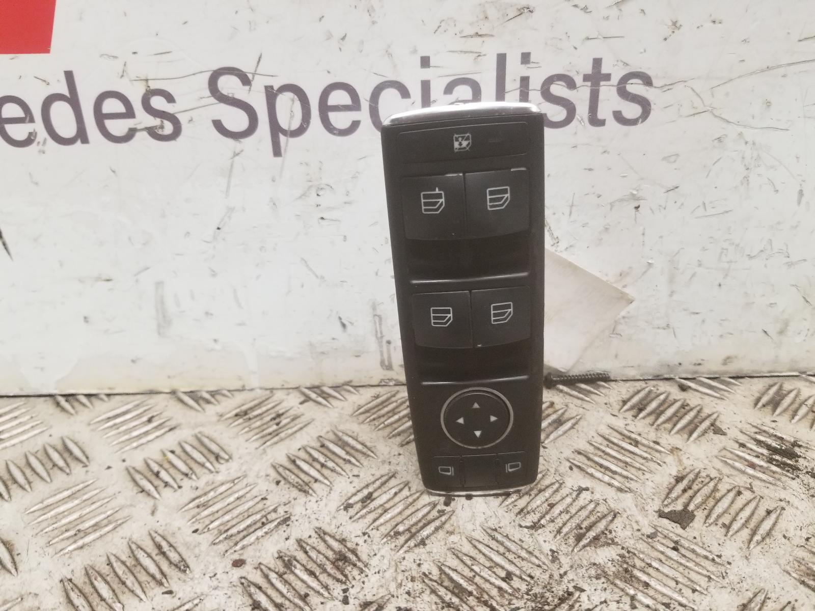 View Auto part Elect. Window Switch Mercedes C Class 2013