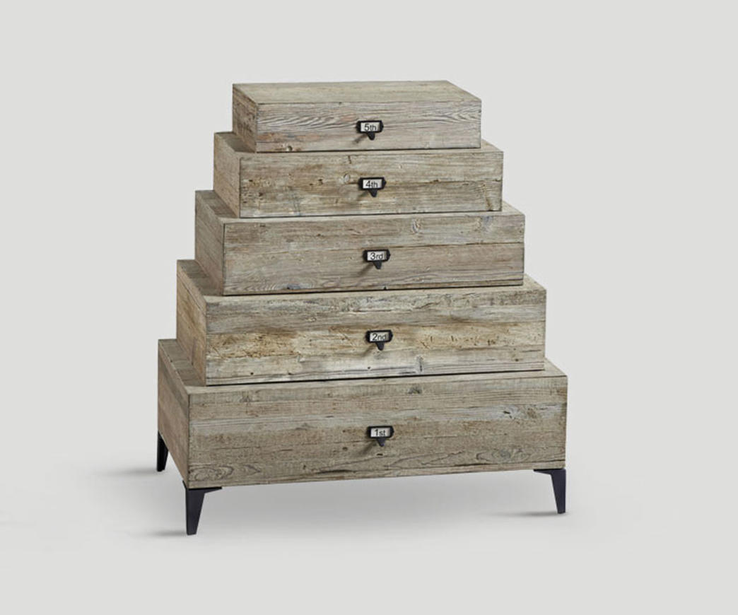 https://s3-eu-west-1.amazonaws.com/duzzle/production/spree/products/7762/home_new_big/cassettiera-4-cassetti-lavagna-natural-DB004005.jpg?1523474447