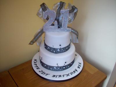 21st Birthday Bow Ribbon Cake