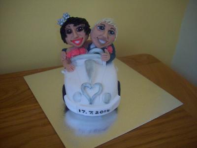 Bride and Groom Car Wedding Cake Topper