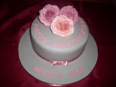Roses Anniversary Cake