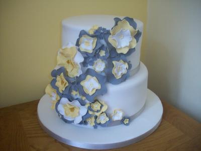 Silver Lemon Flowers Wedding Cake