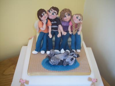 Family Settee Sugar Cake Topper