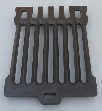 Older Pattern Shelf Grate