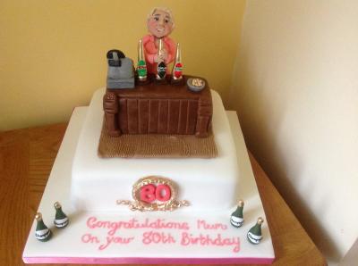 Lady Bar Pub Cake