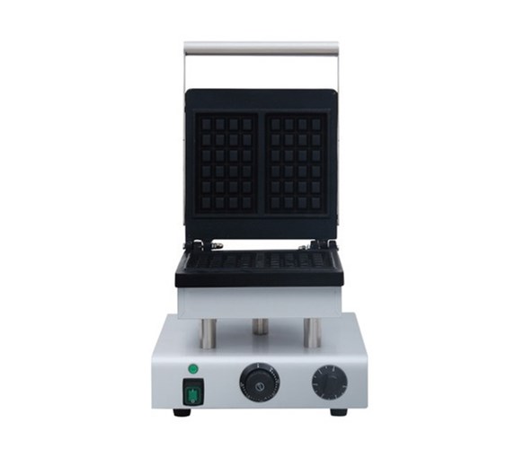 Italinox Professional Stainless Steel Waffle Maker with Cast Iron Plates