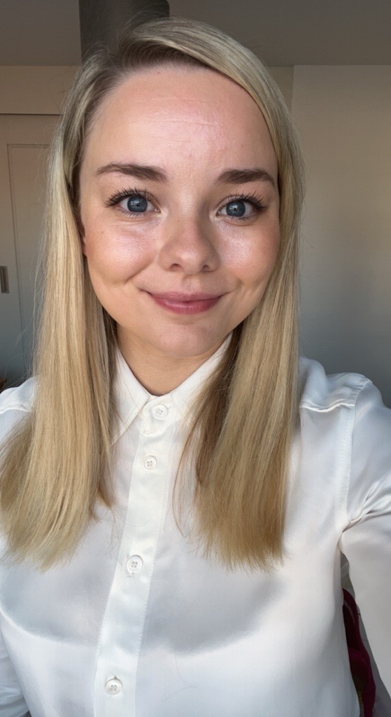 Aelod o'r tîm, Elin Rowlands
