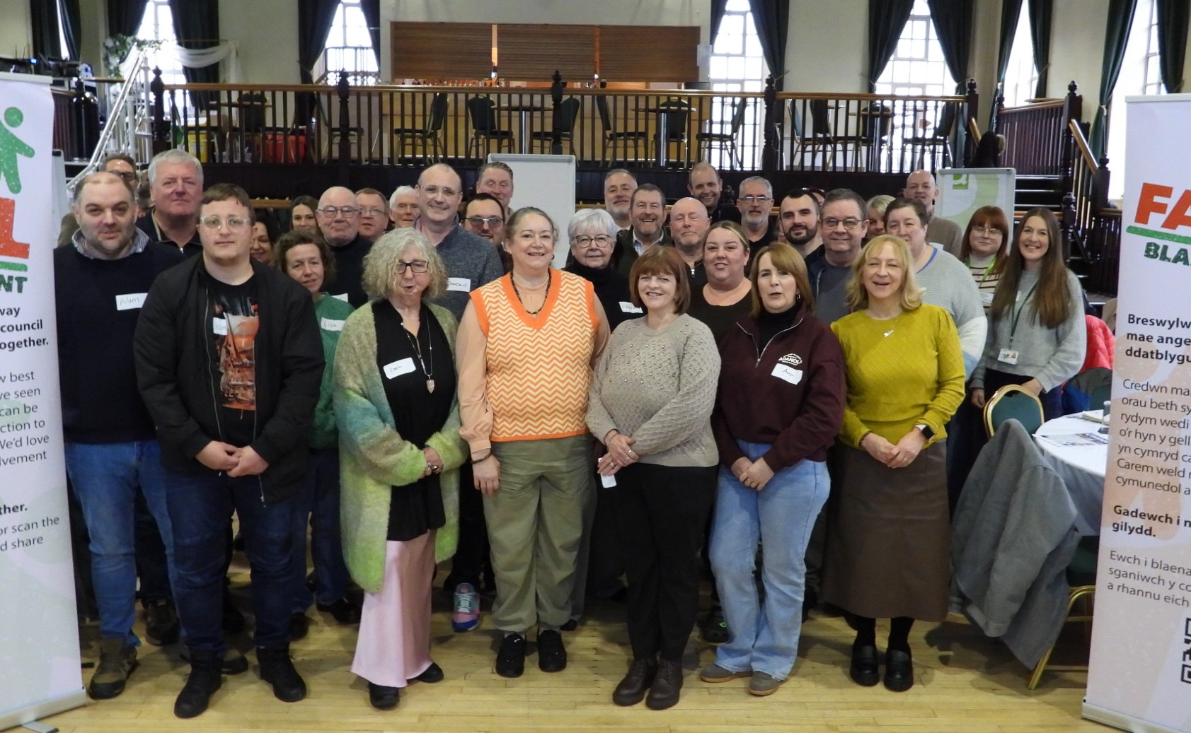 Aelod o'r tîm, Judit Rudas, o Dredegar